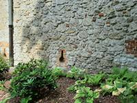 Krakau. Schießscharte in der alten Stadtmauer.