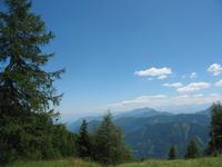 Goldeckpanoramasstraße, Blick auf den Dobratsch