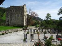 Raron, Wohnturm auf dem Berg, Friedhof mit Grab Rainer Maria Rilke