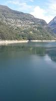 Verzascatal Staumauer und Stausee