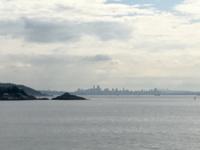 Sicht auf Vancouver von der Faehre aus