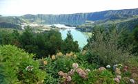 Der königliche Blick auf 2 Kraterseen Lagoa Azul und Lagoa Verde