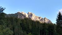 228 Blick von Kranjska Gora zum Škrlatica (2740 m)