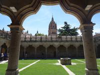 Salamanca - Universitätsgebäude mit Kreuzgang