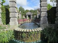 Brunnen im Garten von Arundel Castle