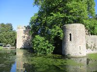 Graben und Mauern um den Bischofspalast in Wells