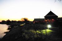 Chobe River Camp - am Abend