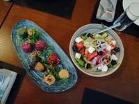 Abendessen im Alphabet Tower, Batumi