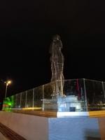 sich bewegende Skulptur: Ali und Nino, Batumi