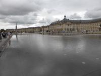 2. Tag Bordeaux Spiegelung des Börsenplatzes