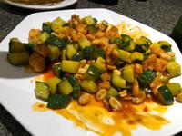 Gemüse mit Erdnüssen