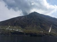 Kleinere Eruption am Stromboli