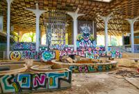 Tag – Ehemaliges 5-Sterne-Hotel zur Zeit Jugoslawiens (2)