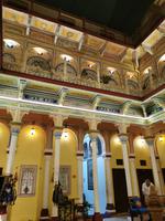 Einer der Innenhöfe des Grand Haweli Hotels in Navalgarh