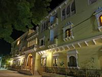 Straßenszene bei Nacht, Navalgarh