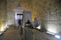 Heiligstes mit Sockel für die Barke