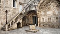 099 Trogir, Innenhof des Rathauses