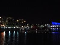 105 Darwin bei Nacht