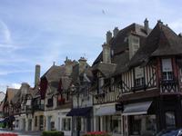 Tag 6 - 3 - Strand- und Stadtspaziergang in Deauville (7)