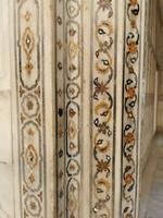 Diese Intarsien wurden restauriert und erstrahlen wieder in alter Pracht