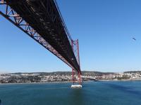 Auslauf aus Lissabon - Brücke des 25. April