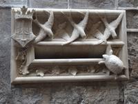 Barcelona - Spaziergang durchs gotische Viertel, Briefkasten der Justiz