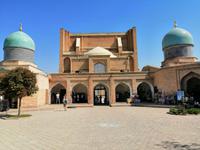 Im Innenhof der Barak-Khan-Medrese (Hast-Imam-Komplex), Taschkent