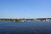Auf der Insel Södermalm mit Blick zur VergnÜgungsinsel Djurgarden mit dem Skansen, dem Tivoli, dem Vasa- und Nordischen Museum und vielem mehr