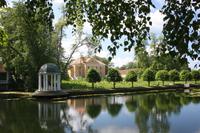 Auf dem Gutshof Palmse