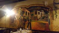 Erstes Abendessen in einer Taverne