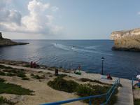 Blick aufs offene Meer in Xlendi