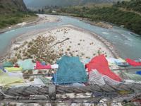 Hängebrücke beim Punakha Dzong