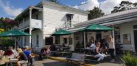 Bierpause im Puhoi Pub