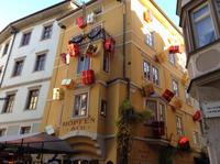 hübscher Schmuck in der Bozner Innenstadt