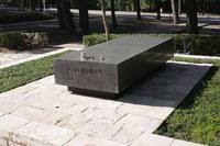 Grab von MInisterpräsident  Peres