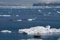Eisberge und Eisschollen im Antarctic Sound