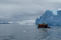 Eisberge und Eisschollen im Antarctic Sound