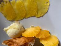 Hm ... heimische Ananas zum Dessert