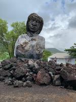 Mahnmal der Kirche Notre Dame des Laves