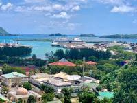 Blick auf Victoria und die AIDAblu - Seychellen