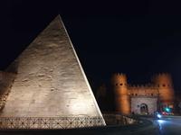 Piramide in Rom