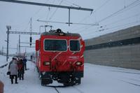 Einfahrt des Glacier-Express in Andermatt