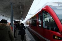 Einfahrt des Bernina-Express in Pontesina