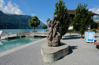 Skulptur am Brienzer See