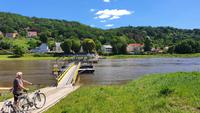 Fahrradtour auf dem Elberadweg - mit der Elbfähre gehts über den Fluss