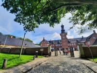 Rundreise Nordfriesland - Stadtrundgang in Husum - Schloss vor Husum