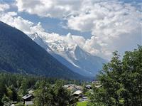 Das Mont Blanc Massiv über Chamonix
