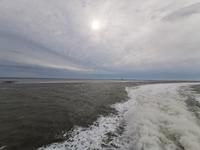 Anfahrt auf die Hallig Hooge, mystisch 