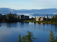 Hohe Tatra: Štrbské Pleso: Blick vom Hotel Patria auf den See