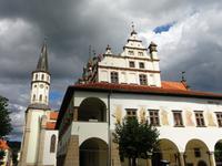 Levoca/Leutschau: St. Jakobskirche mit Rathaus